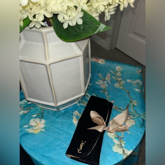 Yves Saint Laurent Makeup Brush Travel Wrap, Ribbon, NO BRUSHES - Picture 2 of 7